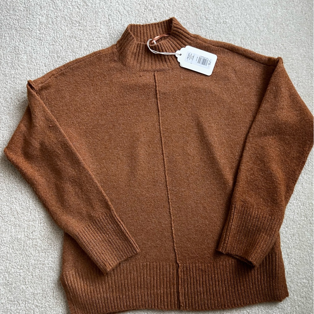 Pink Rose Caramel color sweater size M NWT